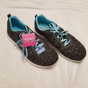 💥SOLD💥 Skechers Flex Appeal 3.0